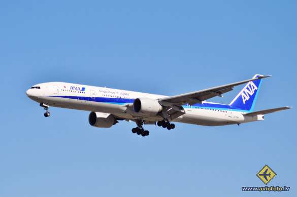 Boeing 777-381/ER